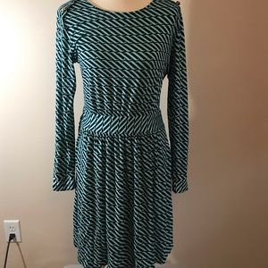 Vineyard Vines dress
